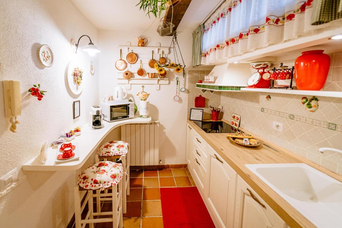 Appartamento Il Papavero Rosso โกรเซตโต ภายนอก รูปภาพ