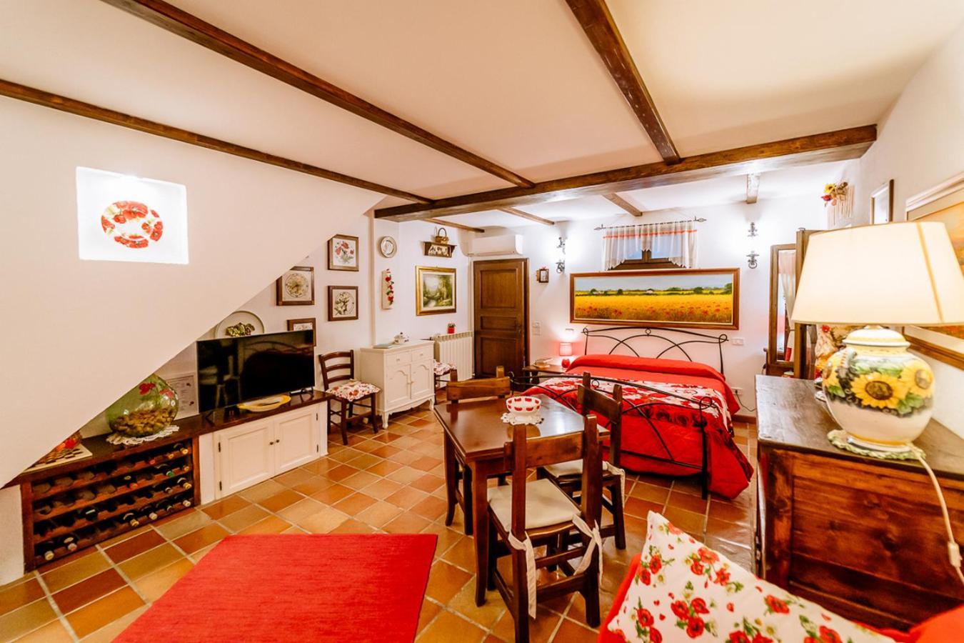 Appartamento Il Papavero Rosso โกรเซตโต ภายนอก รูปภาพ